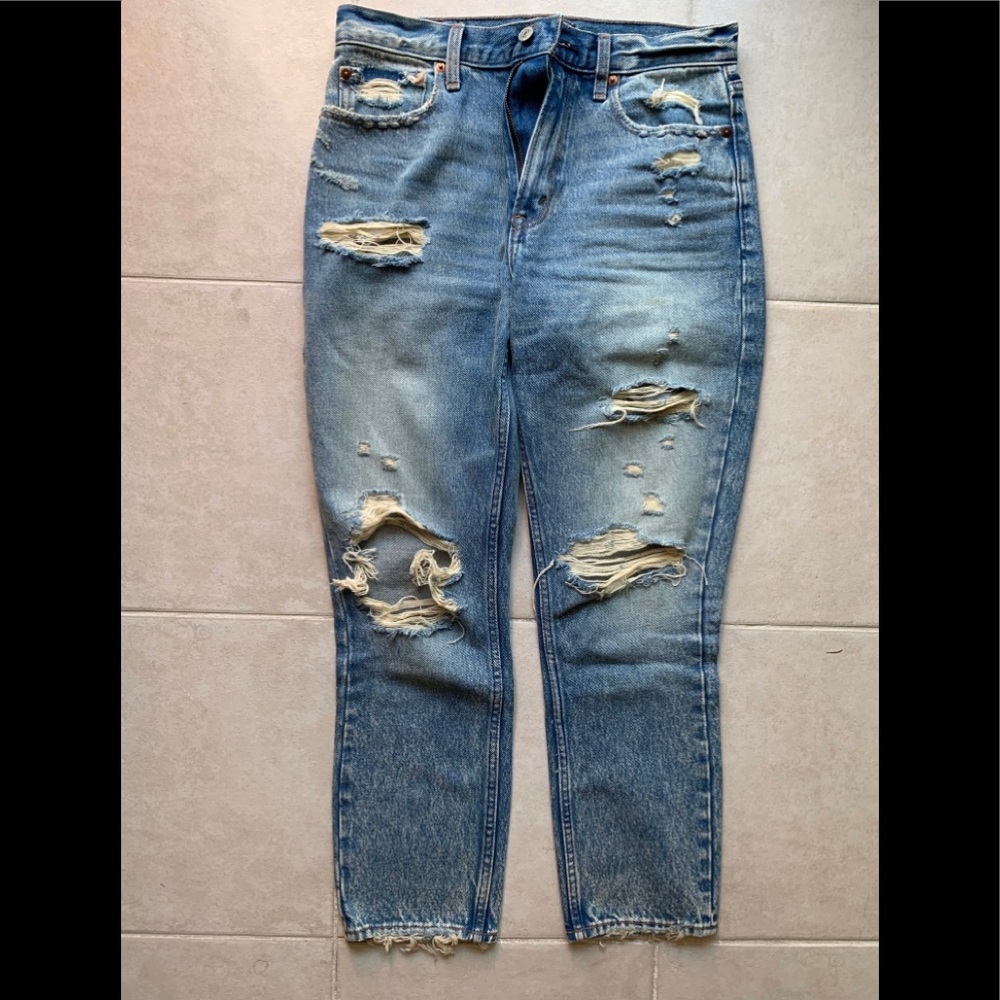 Abercrombie & Fitch Distressed Straight Jeans